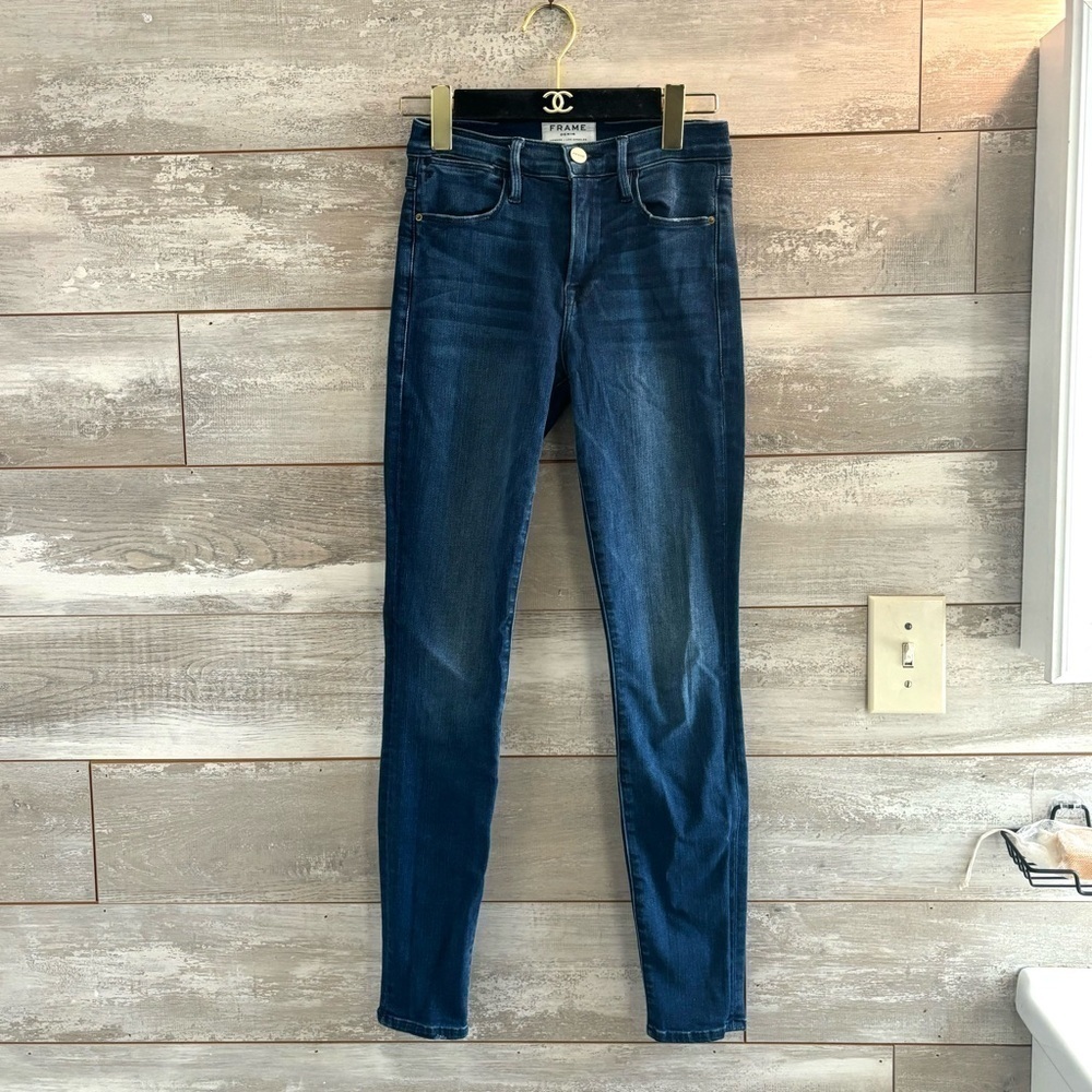 FRAME Le High Skinny Jeans in Silver Spring - Picture 4 of 13